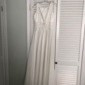 Wedding gown